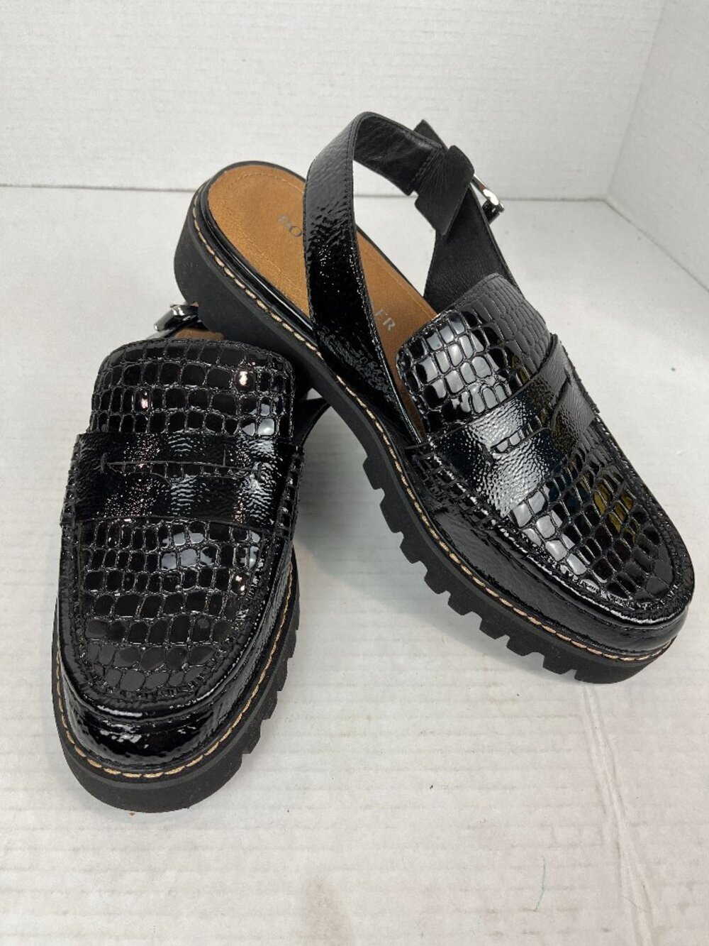 Women's Donald Pliner black crock embossed, sling back loafer Size 8.5